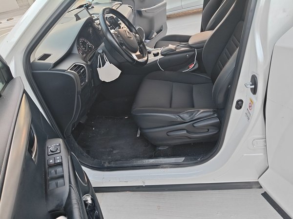 Lexus NX 2015, 121900 км, за 12119 USD - фото 10