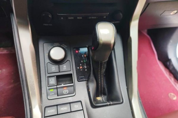 Lexus NX 2016, 153100 км, за 13191 USD - фото 13