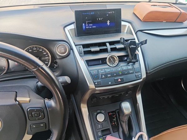 Lexus NX 2016, 99300 км, за 14892 USD - фото 10
