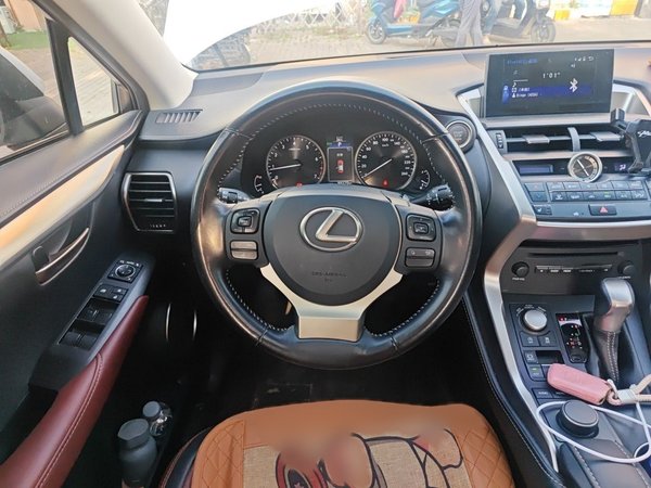 Lexus NX 2016, 99300 км, за 14892 USD - фото 7
