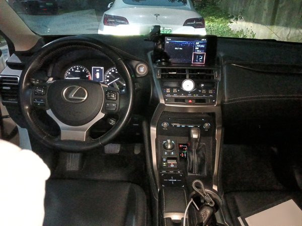 Lexus NX 2017, 98300 км, за 14460 USD - фото 10