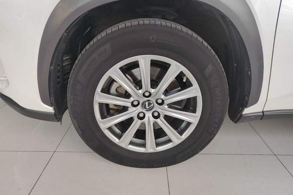 Lexus NX 2018, 108500 км, за 16721 USD - фото 10