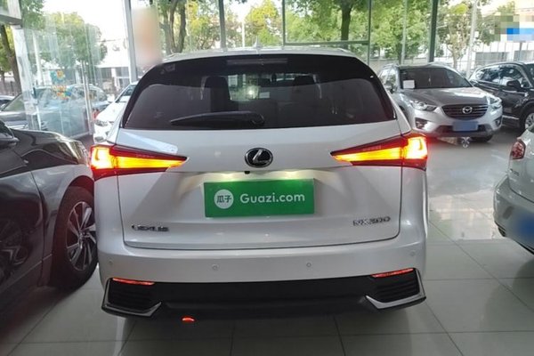 Lexus NX 2018, 108500 км, за 16721 USD