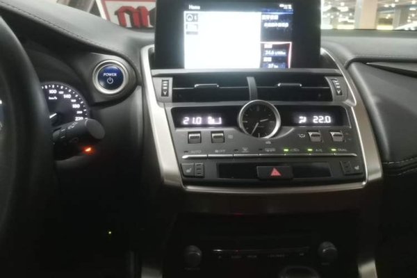 Lexus NX 2018, 80399 км, за 24208 USD - фото 16