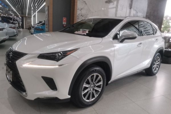Lexus NX · 2018 год