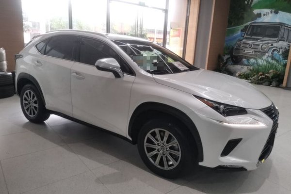 Lexus NX 2018, 80399 км, за 24208 USD