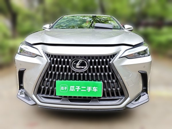 Lexus NX 2023, 13500 км, за 28796 USD