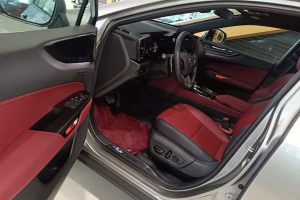 Lexus NX 2024, 1300 км, за 37811 USD - фото 23
