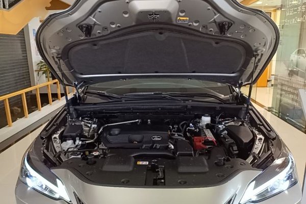 Lexus NX 2024, 1300 км, за 37811 USD - фото 30