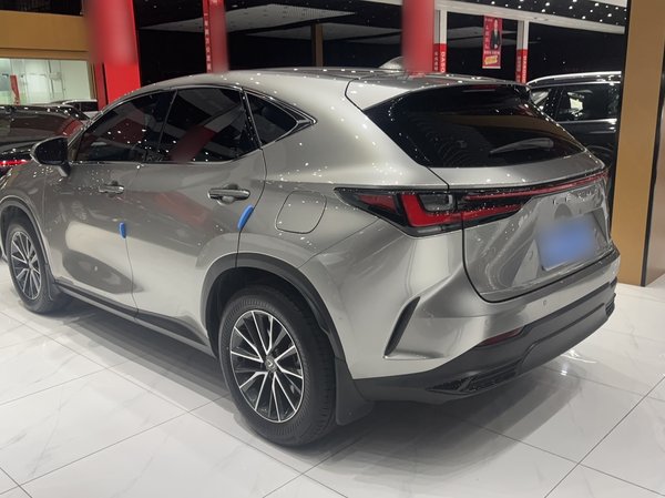 Lexus NX 2024, 14000 км, за 32816 USD - фото 8