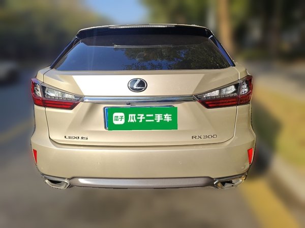 Lexus RX 2016, 70700 км, за 30450 USD