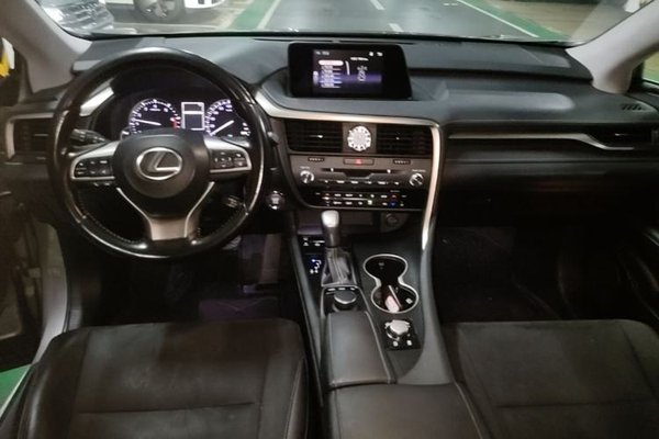 Lexus RX 2016, 125500 км, за 21251 USD