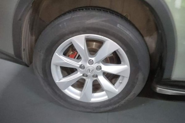 Lexus RX 2016, 125500 км, за 21251 USD