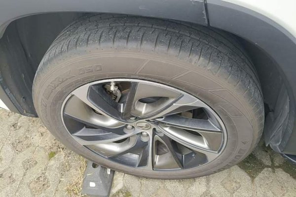Lexus RX 2016, 123200 км, за 25524 USD - фото 10