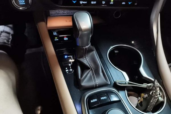 Lexus RX 2016, 68400 км, за 22693 USD - фото 24