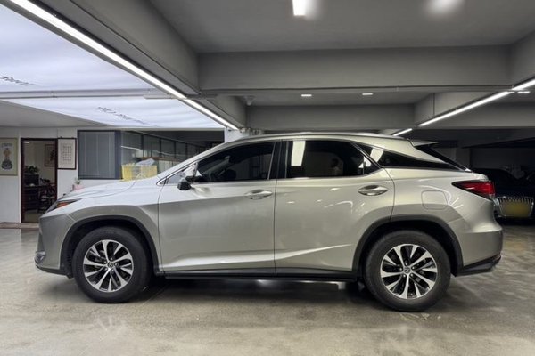 Lexus RX 2020, 160000 км, за 28582 USD - фото 6