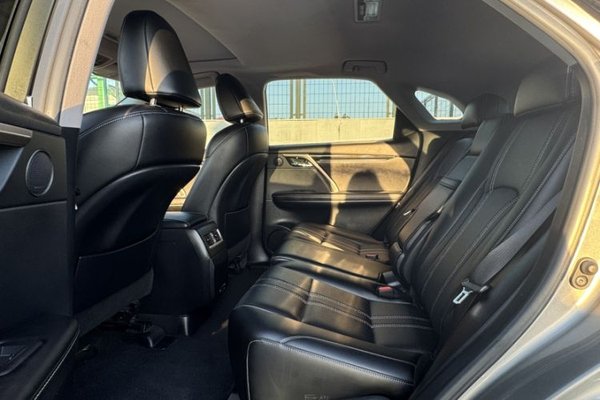 Lexus RX 2020, 160000 км, за 28582 USD - фото 14