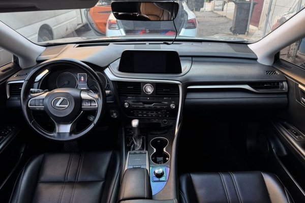 Lexus RX 2020, 160000 км, за 28582 USD - фото 15