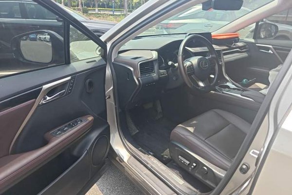 Lexus RX 2020, 26600 км, за 49278 USD - фото 18