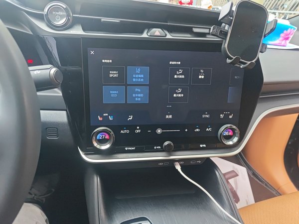 Lexus RZ 2023, 9600 км, за 24785 USD - фото 10