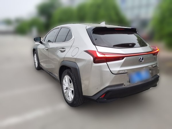 Lexus UX 2020, 96900 км, за 17914 USD