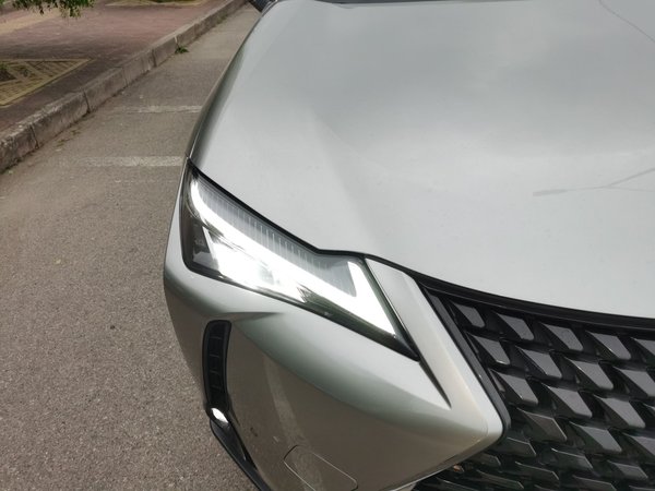 Lexus UX 2020, 96900 км, за 17914 USD - фото 7