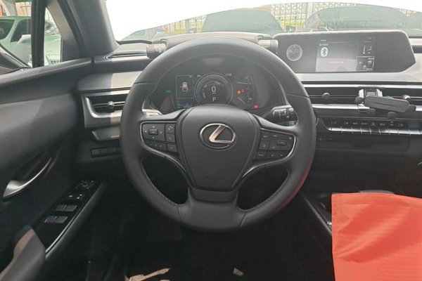 Lexus UX 2020, 42300 км, за 21814 USD - фото 13