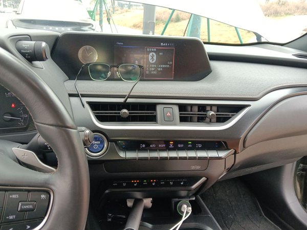 Lexus UX 2020, 80000 км, за 15318 USD - фото 14