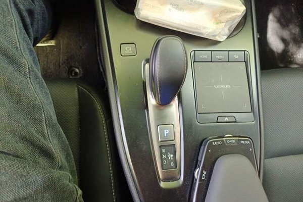 Lexus UX New Energy 2020, 42200 км, за 14417 USD - фото 14