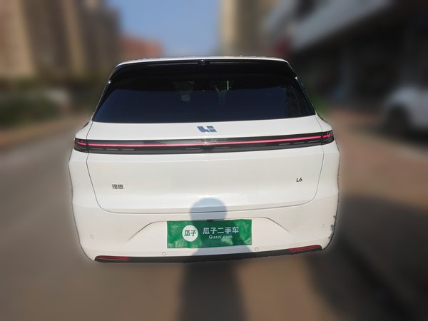 Li Auto L6 2024, 46800 км, за 26913 USD