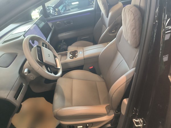 Li Auto i6 2025, 5700 км, за 36991 USD - фото 6