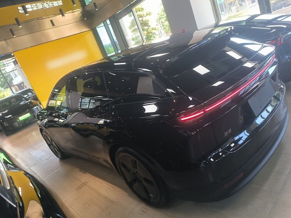 Li Auto i6 2025, 5700 км, за 36991 USD - фото 20