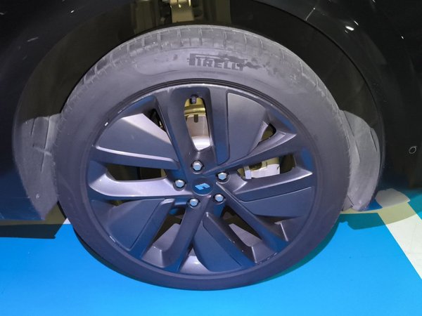 Li Auto L6 2024, 13400 км, за 28135 USD - фото 8