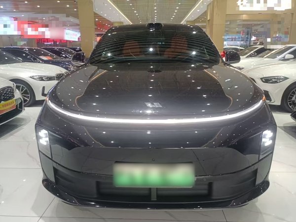 Li Auto L6 2024, 13899 км, за 33212 USD