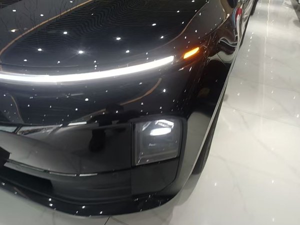 Li Auto L6 2024, 13899 км, за 33212 USD - фото 9