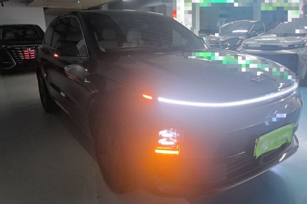 Li Auto L6 2024, 33400 км, за 27176 USD