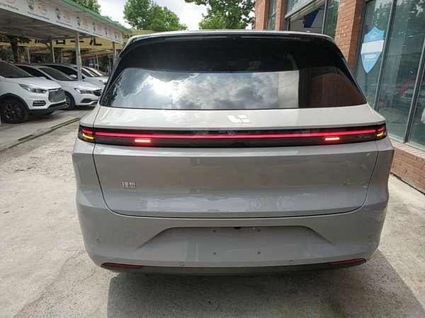 Li Auto L6 2024, 29700 км, за 31541 USD