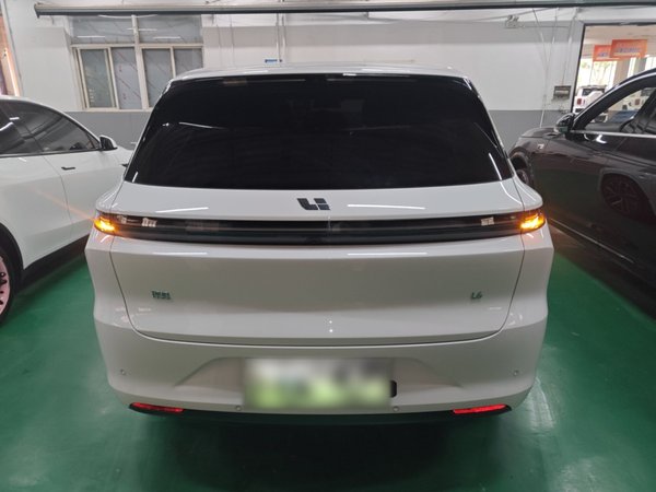 Li Auto L6 2024, 23100 км, за 30518 USD