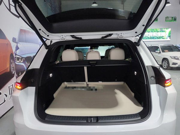 Li Auto L6 2024, 9200 км, за 30072 USD - фото 18