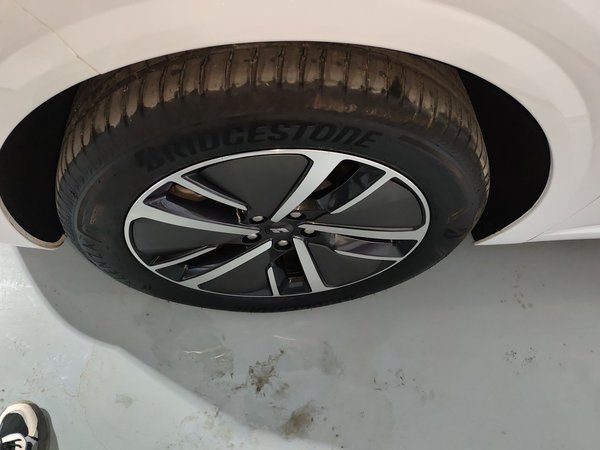 Li Auto L6 2024, 9200 км, за 30072 USD - фото 10