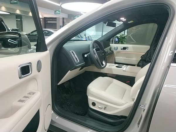 Li Auto L6 2025, 20299 км, за 30912 USD - фото 19