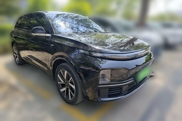 Li Auto L7 2023, 35600 км, за 30576 USD