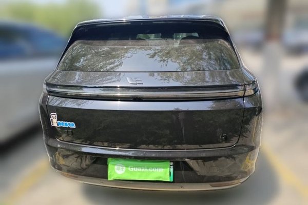 Li Auto L7 2023, 35600 км, за 30576 USD