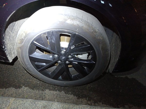 Li Auto L7 2023, 44200 км, за 31116 USD - фото 8