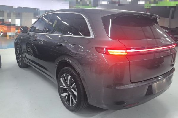 Li Auto L7 2023, 44800 км, за 29341 USD