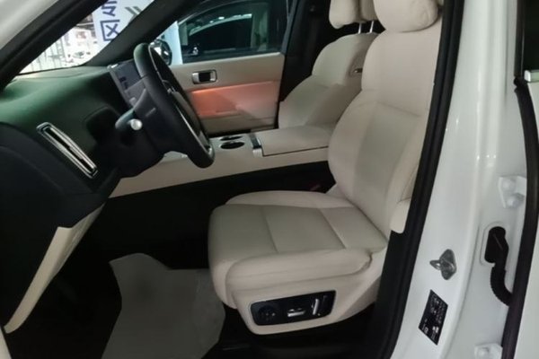 Li Auto L7 2023, 37900 км, за 31879 USD - фото 23