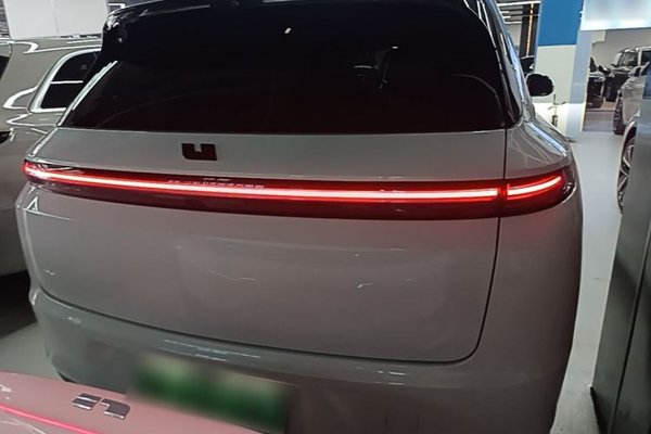 Li Auto L7 2023, 59800 км, за 27356 USD
