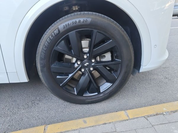 Li Auto L7 2023, 91800 км, за 26484 USD - фото 8