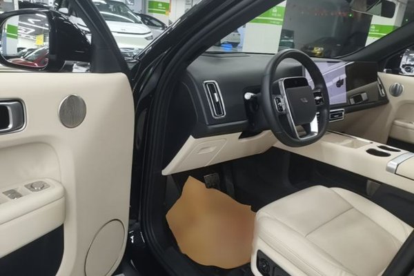 Li Auto L8 2023, 39600 км, за 32692 USD - фото 23