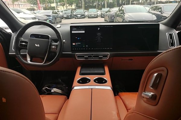 Li Auto L8 2023, 75500 км, за 30830 USD - фото 18